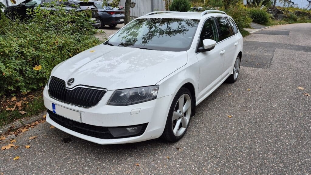 Viallisen auton myynti